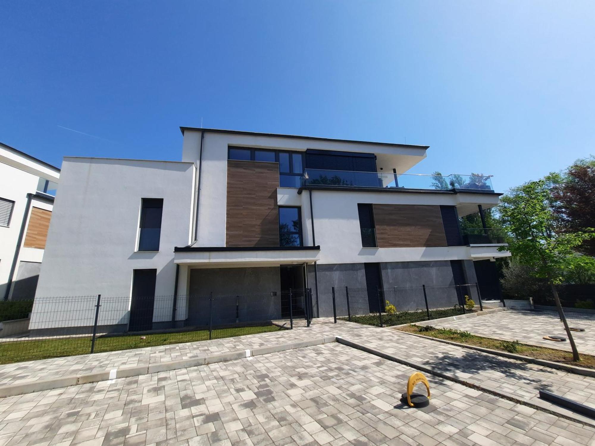 Coastline Balaton Apartment Alsóörs Екстериор снимка